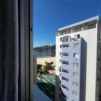 Apartamento em São Vicente, bairro Centro