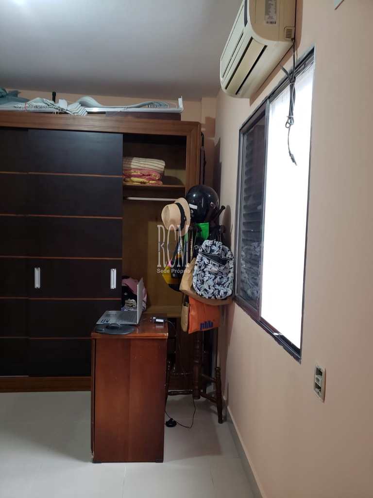 Apartamento em São Vicente, no bairro Itararé