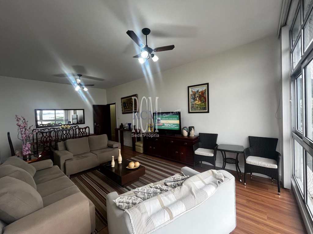 Apartamento em São Vicente, no bairro Itararé