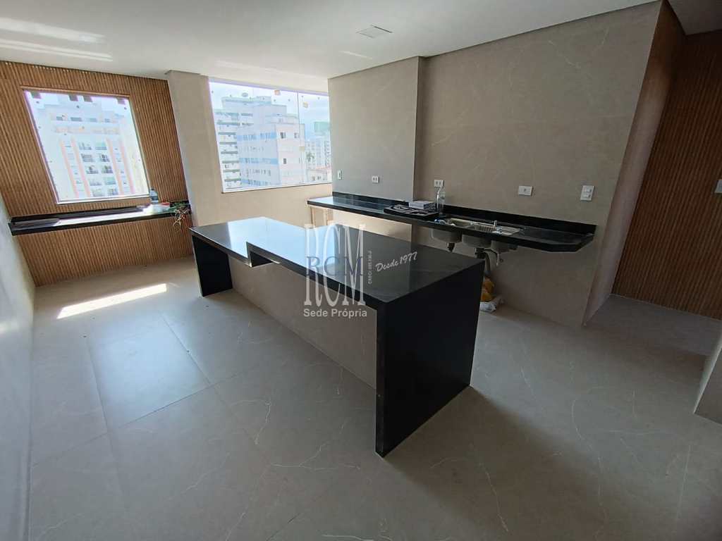Apartamento em São Vicente, no bairro Itararé