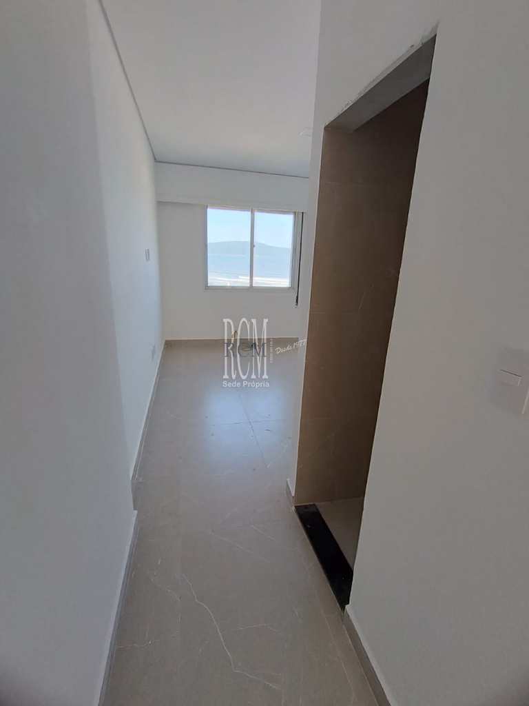 Apartamento em São Vicente, no bairro Itararé