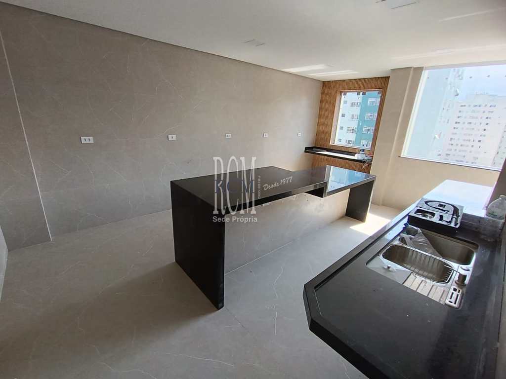Apartamento em São Vicente, no bairro Itararé