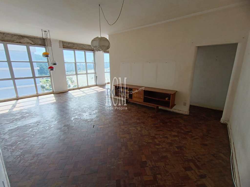 Apartamento em São Vicente, no bairro Itararé