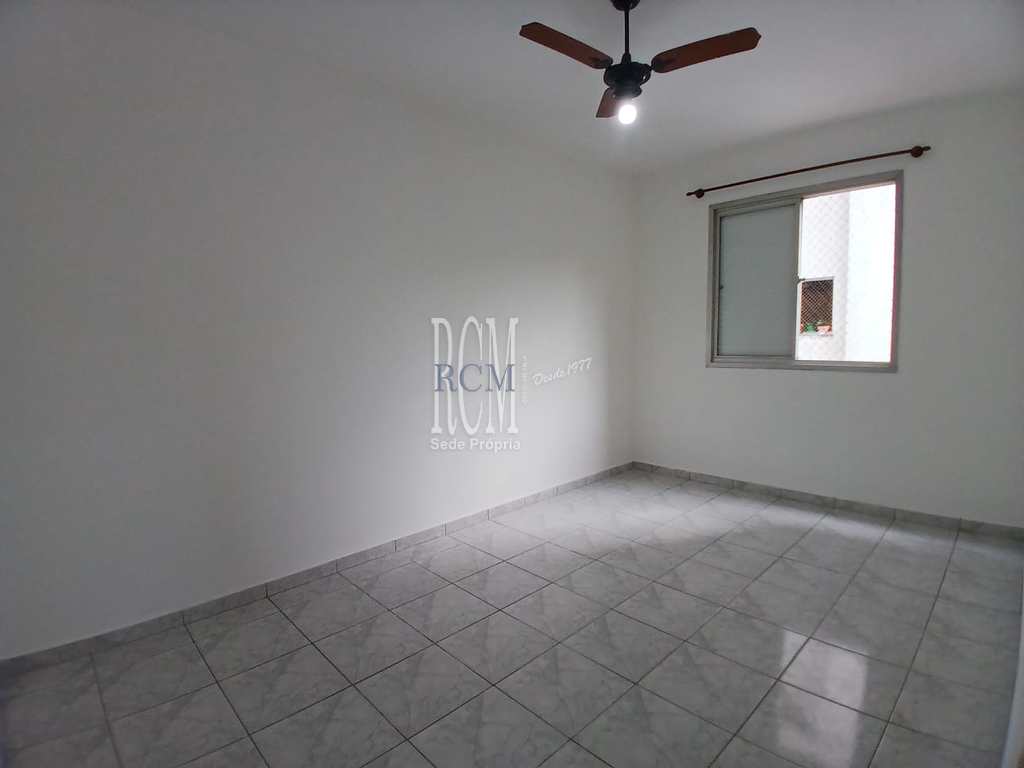 Apartamento em São Vicente, no bairro Centro