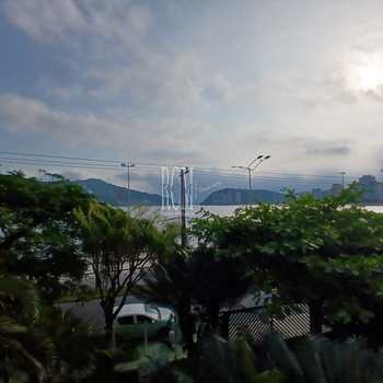 Apartamento em São Vicente, bairro Centro