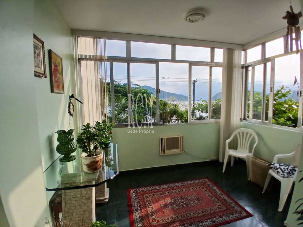 Apartamento em São Vicente, no bairro Centro