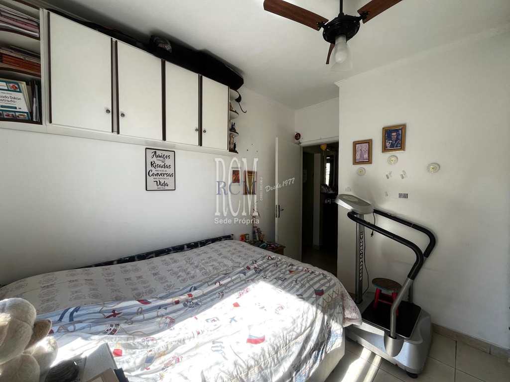 Apartamento em São Vicente, no bairro Itararé