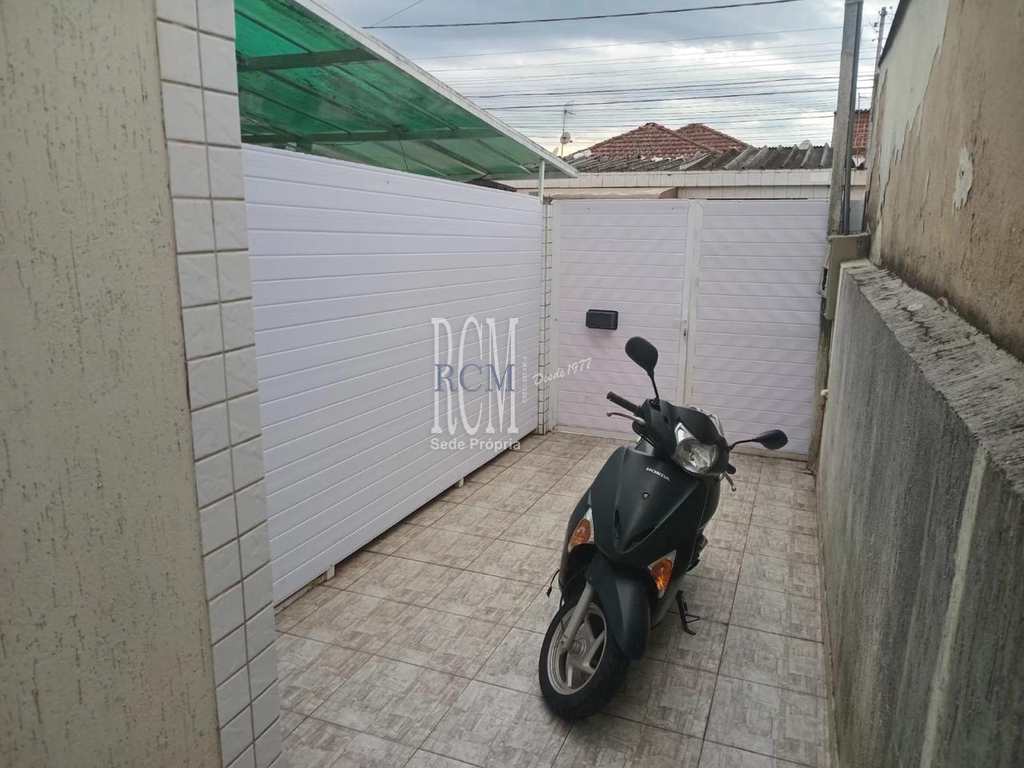 Casa em São Vicente, no bairro Cidade Naútica