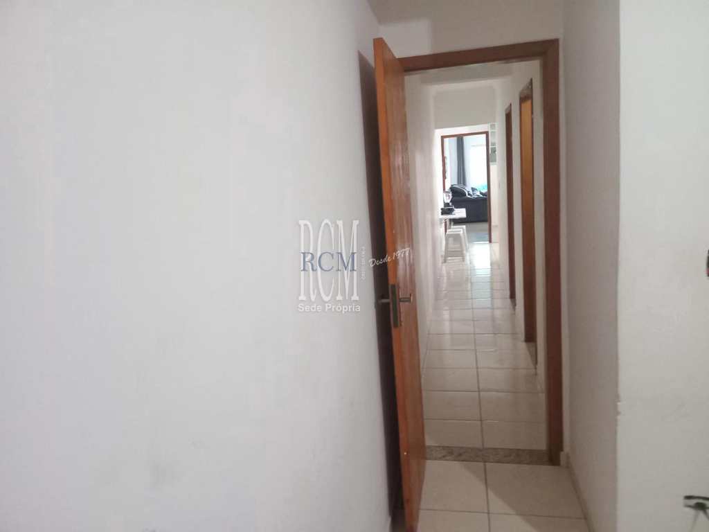 Casa em São Vicente, no bairro Cidade Naútica