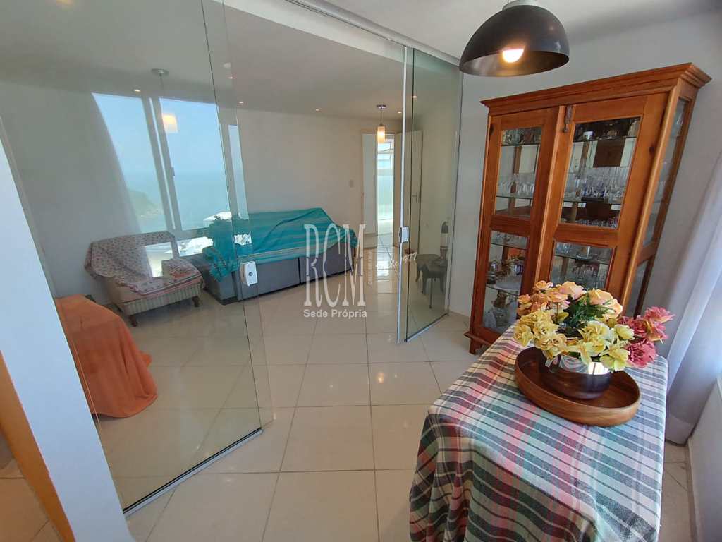 Apartamento em São Vicente, no bairro Itararé