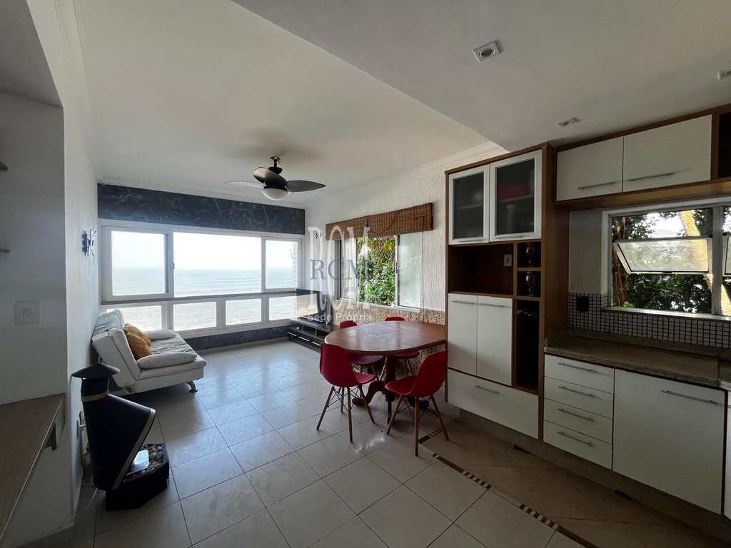 Apartamento em São Vicente, no bairro Ilha Porchat