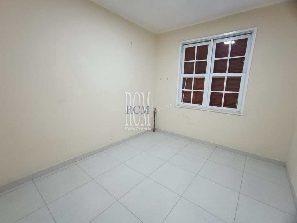 Apartamento em São Vicente, no bairro Itararé
