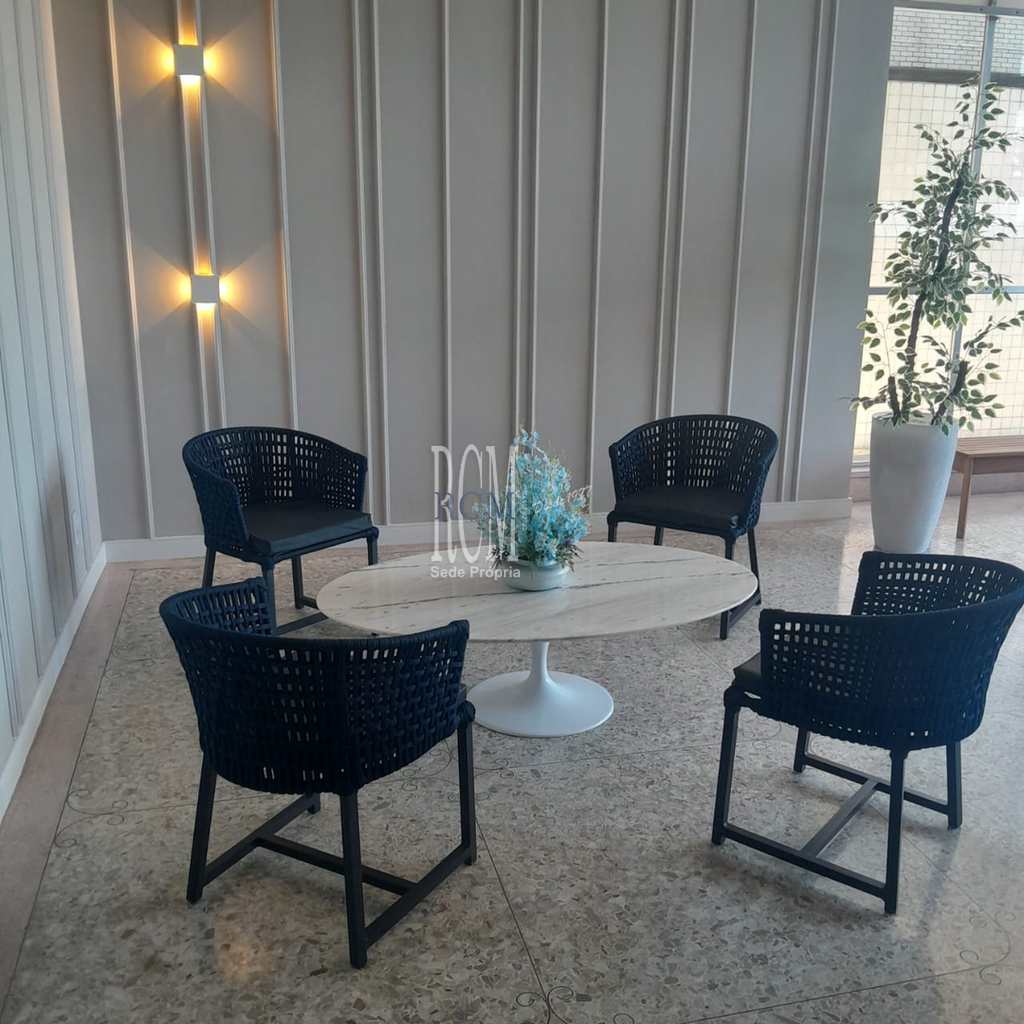 Apartamento em São Vicente, no bairro Itararé