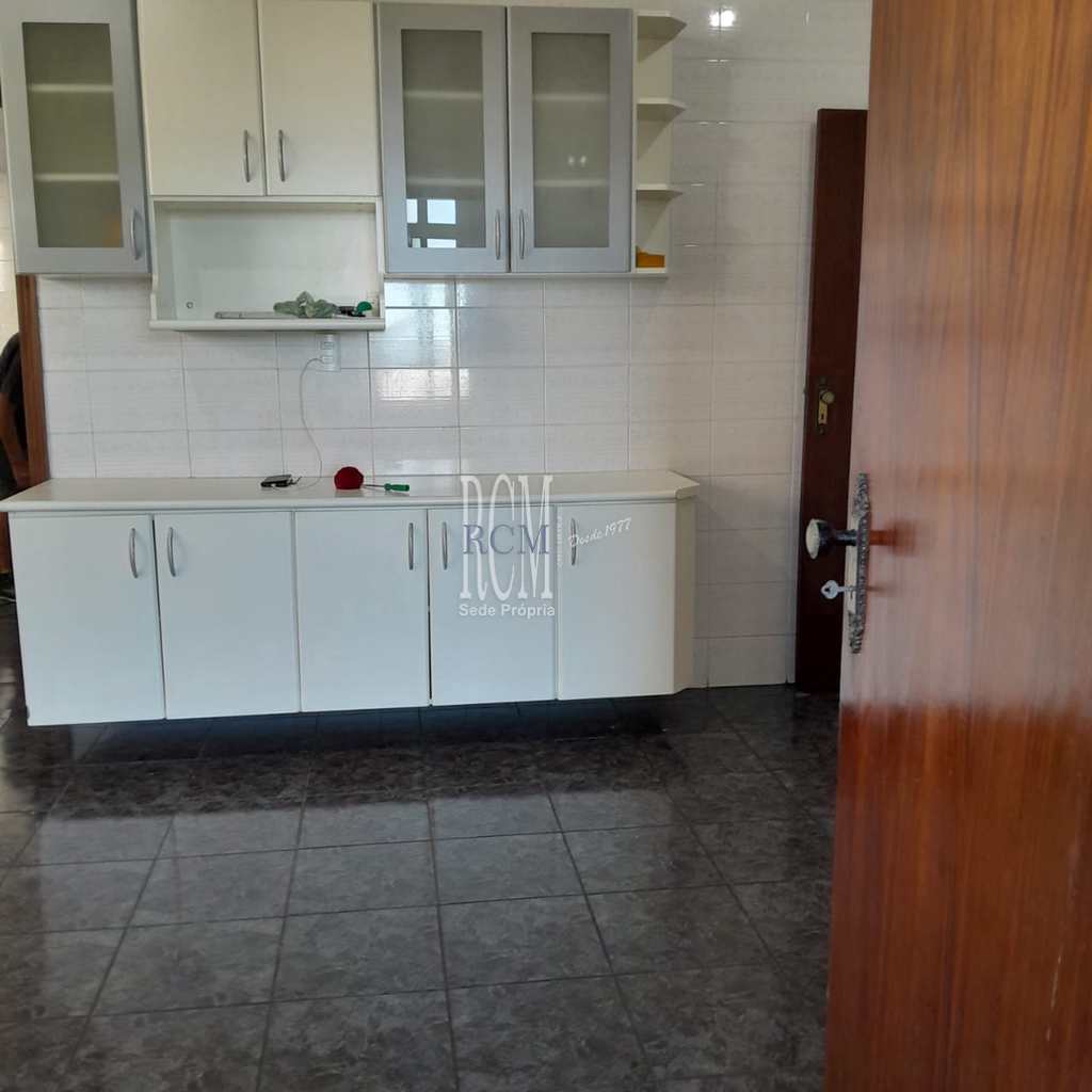 Apartamento em São Vicente, no bairro Itararé