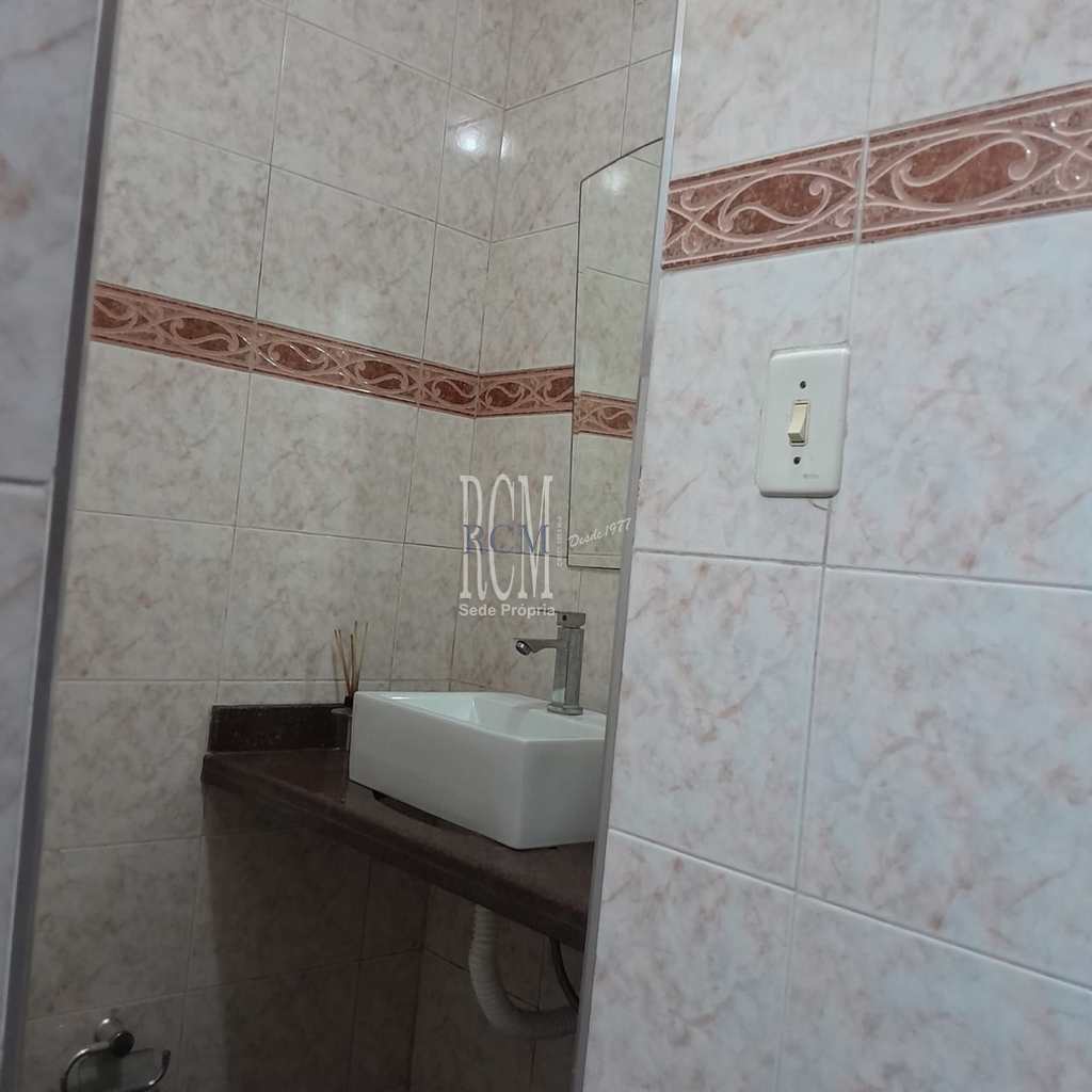 Apartamento em São Vicente, no bairro Itararé