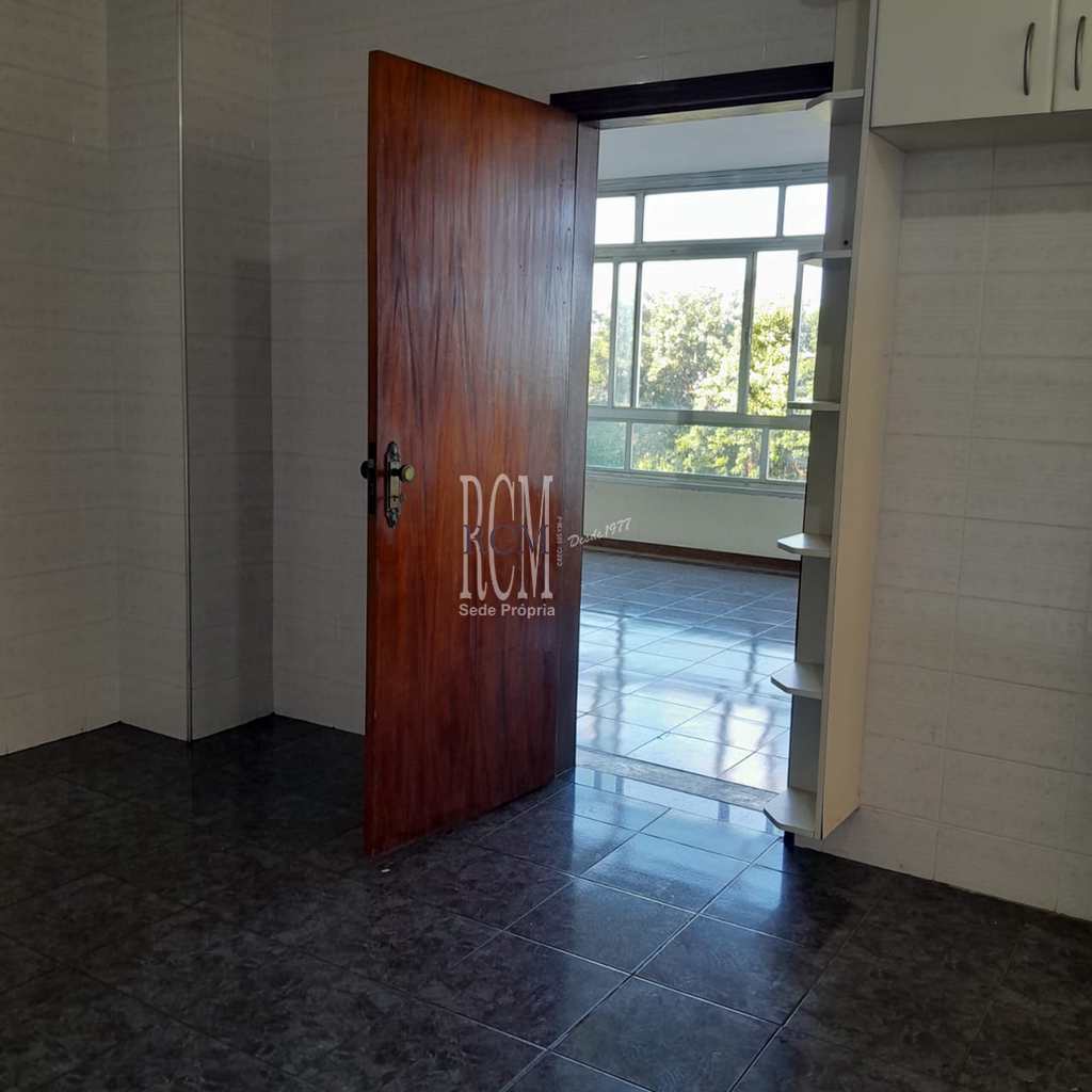 Apartamento em São Vicente, no bairro Itararé