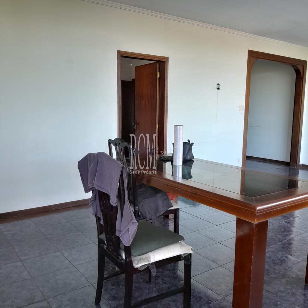 Apartamento em São Vicente, no bairro Itararé