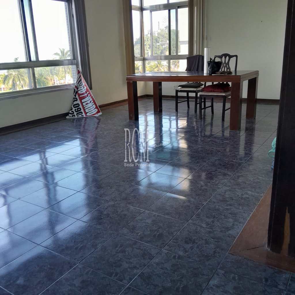 Apartamento em São Vicente, no bairro Itararé
