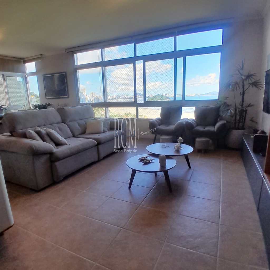 Apartamento em São Vicente, no bairro Itararé