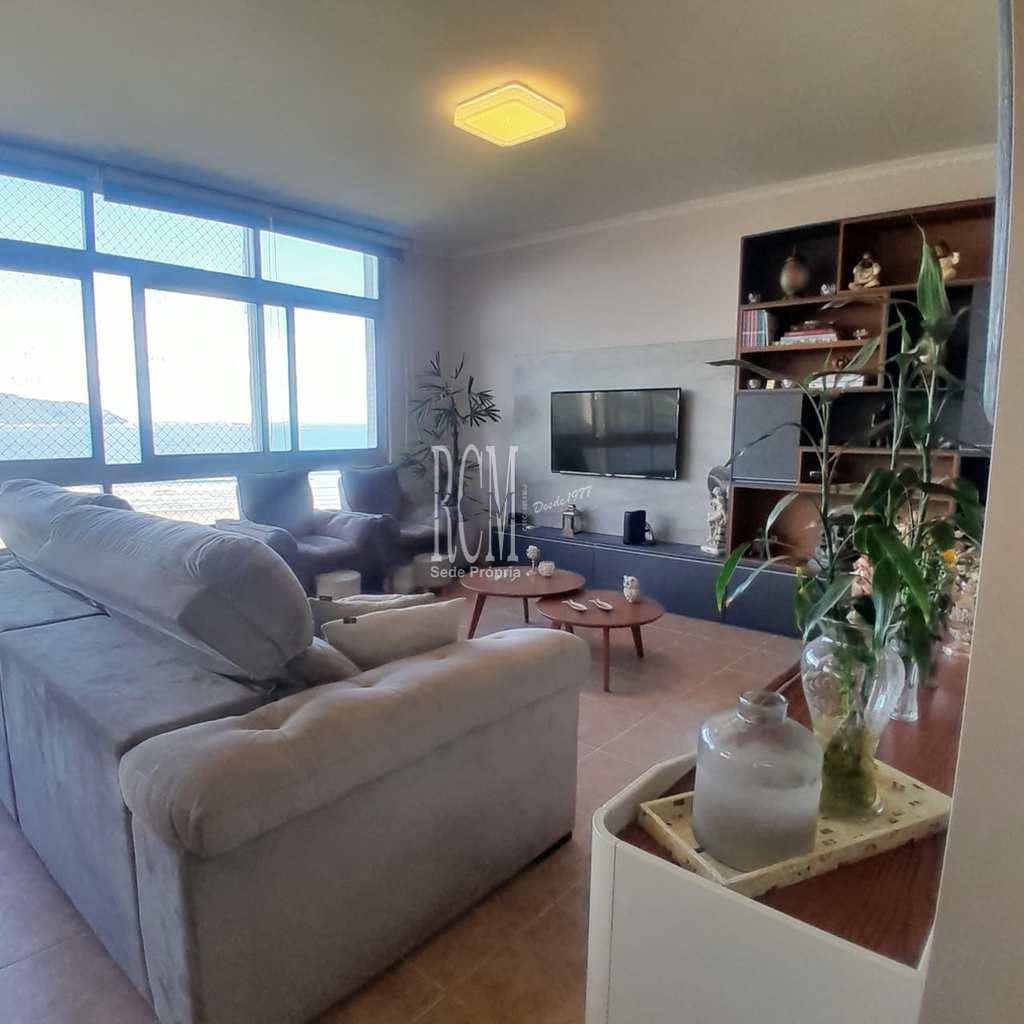 Apartamento em São Vicente, no bairro Itararé