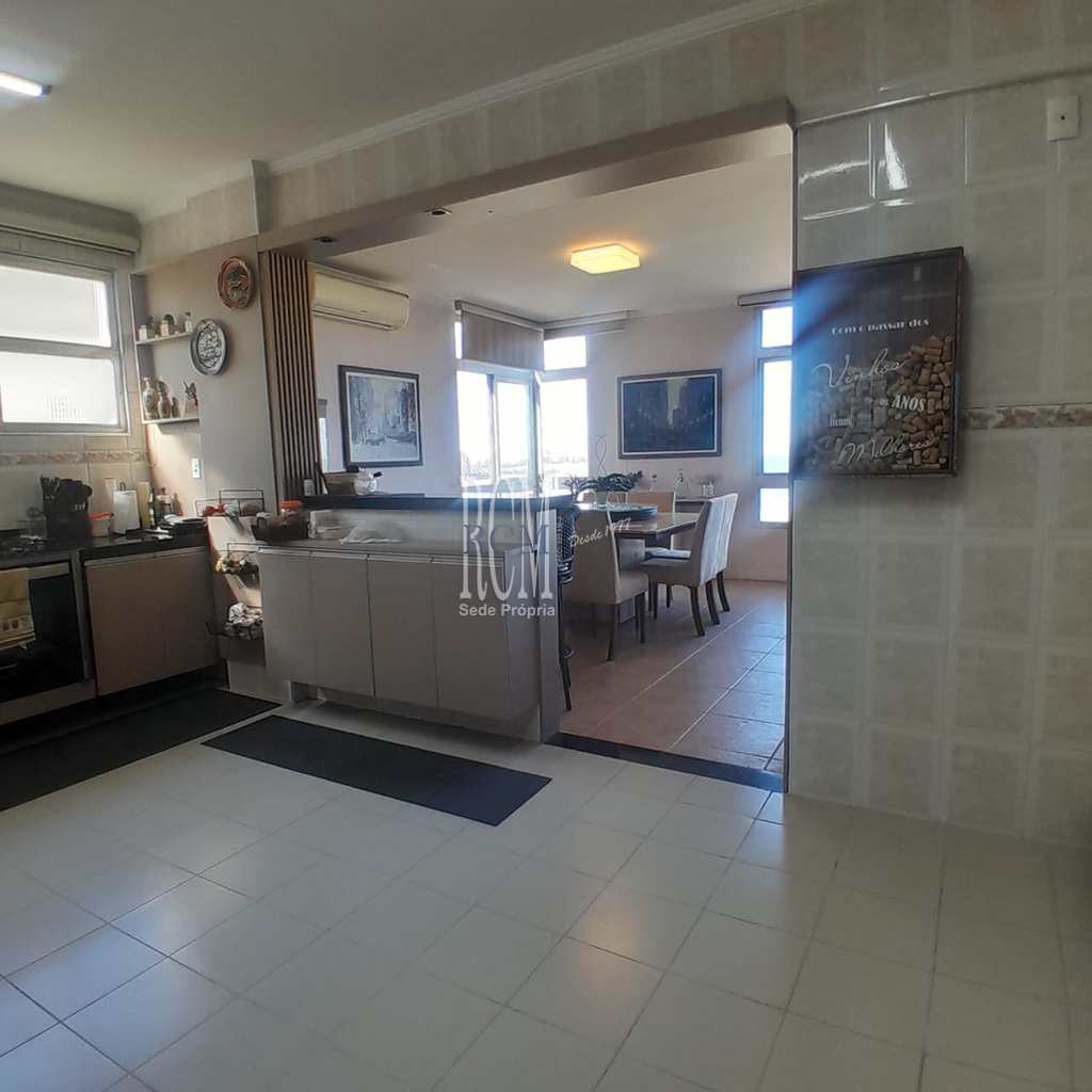 Apartamento em São Vicente, no bairro Itararé