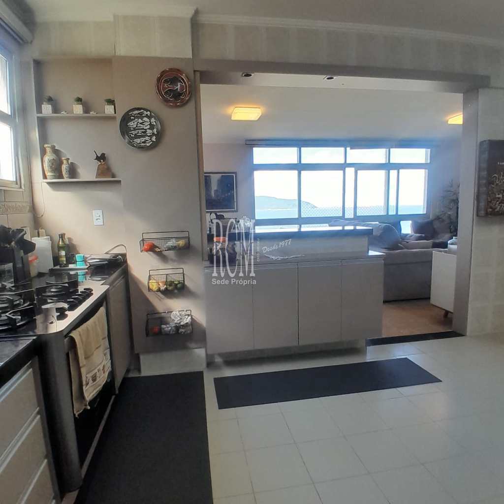 Apartamento em São Vicente, no bairro Itararé