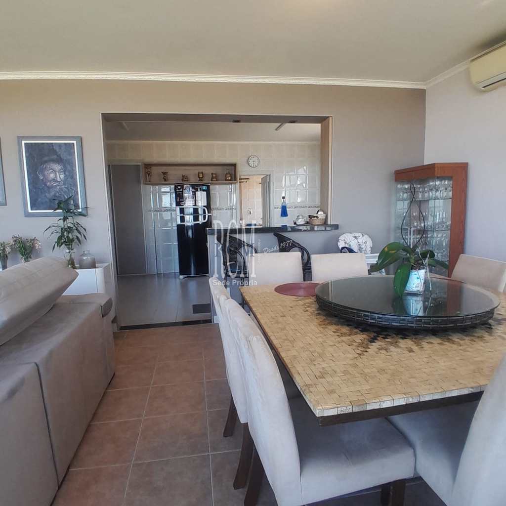 Apartamento em São Vicente, no bairro Itararé