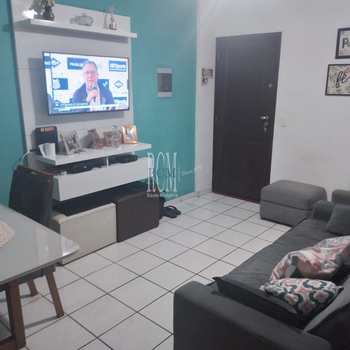 Apartamento em São Vicente, bairro Vila São Jorge