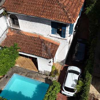 Sobrado em São Vicente, bairro Itararé