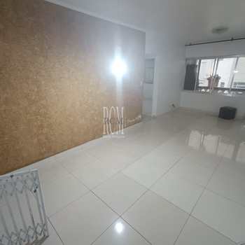 Apartamento em São Vicente, bairro Itararé