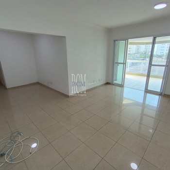 Apartamento em São Vicente, bairro Itararé