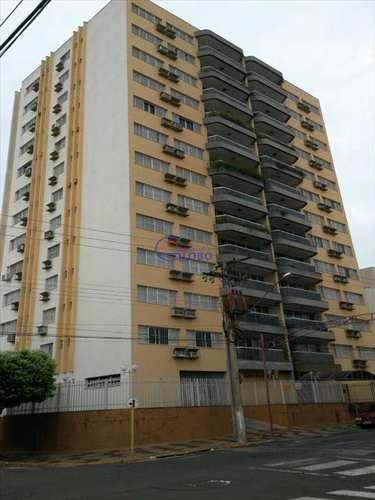 Apartamento, código 4462 em Jales, bairro Centro