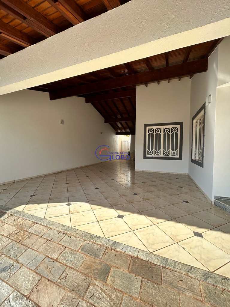 Casa em Jales, no bairro Centro