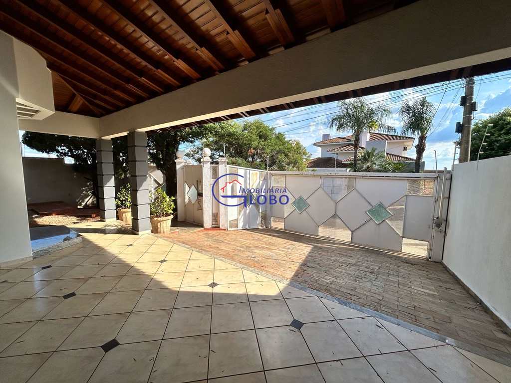 Casa em Jales, no bairro Centro