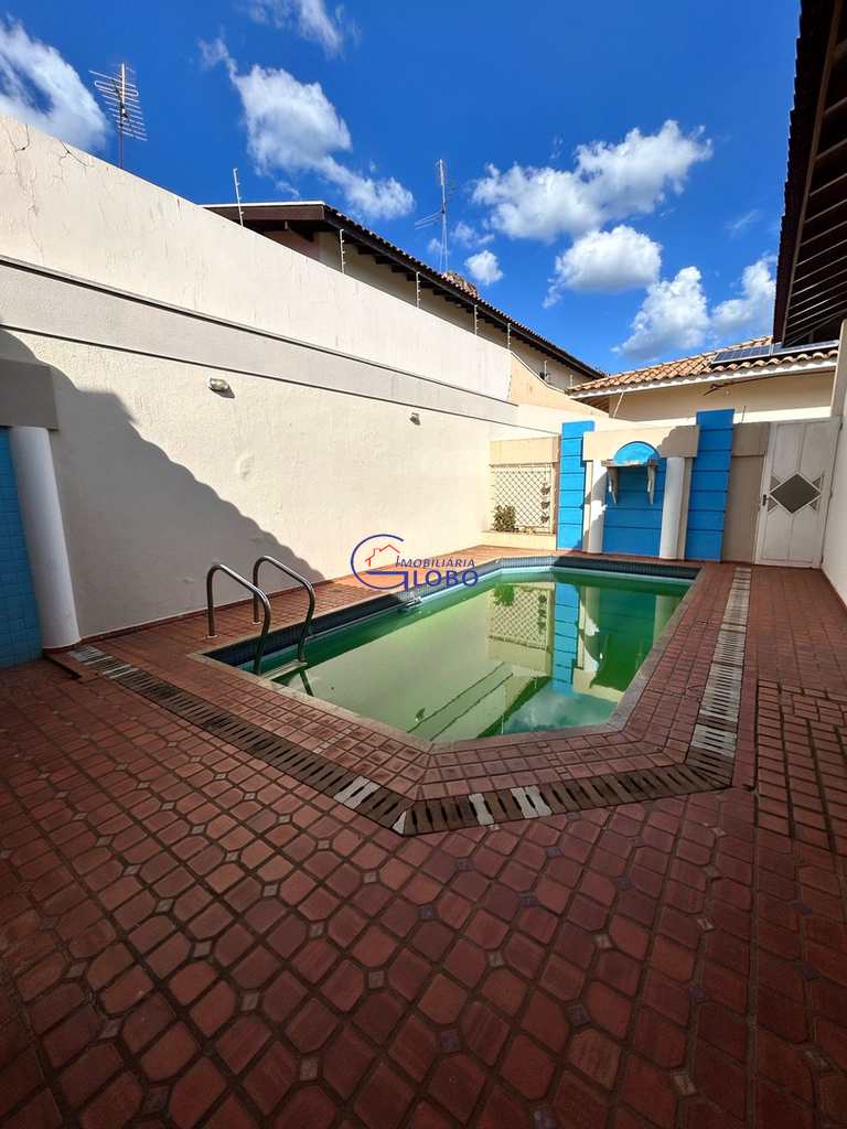 Casa em Jales, no bairro Centro