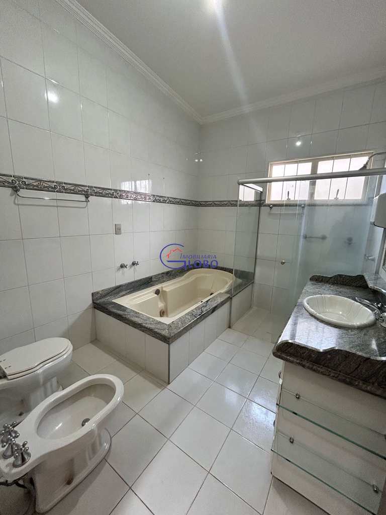 Casa em Jales, no bairro Centro