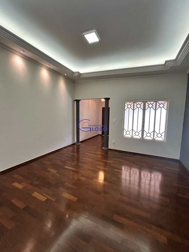 Casa em Jales, no bairro Centro