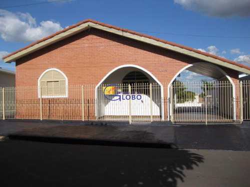 Casa, código 4252 em Jales, bairro Centro