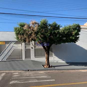 Casa em Jales, bairro Centro