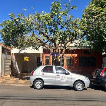 Casa em Jales, bairro Centro