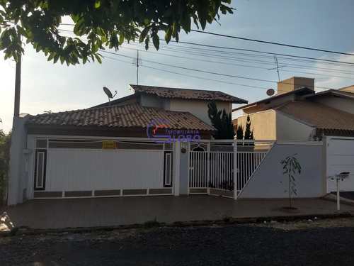 Casa, código 4531 em Jales, bairro Jardim Doutor Euplhy Jalles