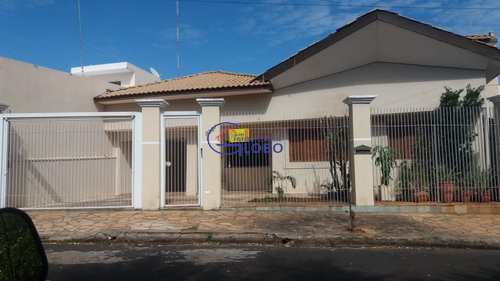 Casa, código 4536 em Jales, bairro Centro
