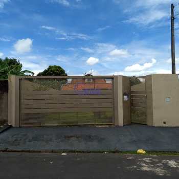 Casa em Jales, bairro Jardim Santo Expedito