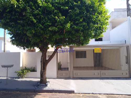 Casa, código 4623 em Jales, bairro Jardim Santo Expedito