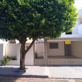Casa em Jales, bairro Jardim Santo Expedito