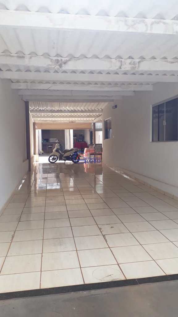 Casa em Urânia, no bairro Centro