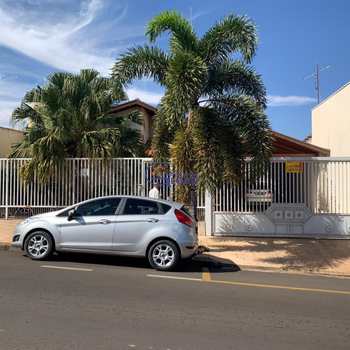 Casa Comercial em Jales, bairro Centro