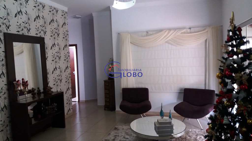 Casa em Jales, no bairro Jardim Doutor Euplhy Jalles