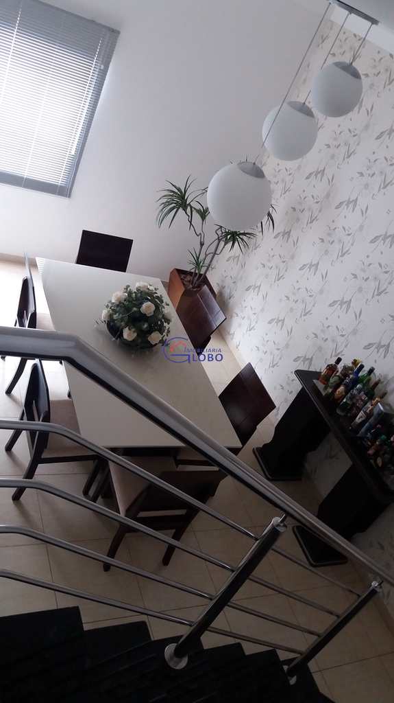 Casa em Jales, no bairro Jardim Doutor Euplhy Jalles