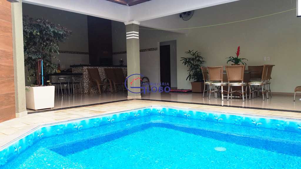 Casa em Jales, no bairro Jardim Doutor Euplhy Jalles